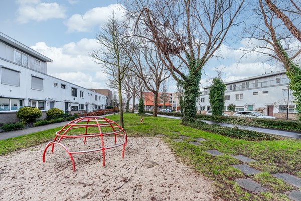 Medium property photo - Ledaplantsoen 21, 7321 ES Apeldoorn